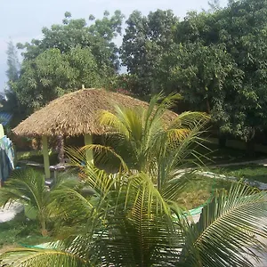 3* Hotel La Cayenna Et Restaurant